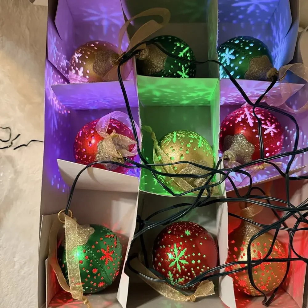 Christmas Tree Lights Hallmark Illuminations Snowflake Snowballs + Power Box